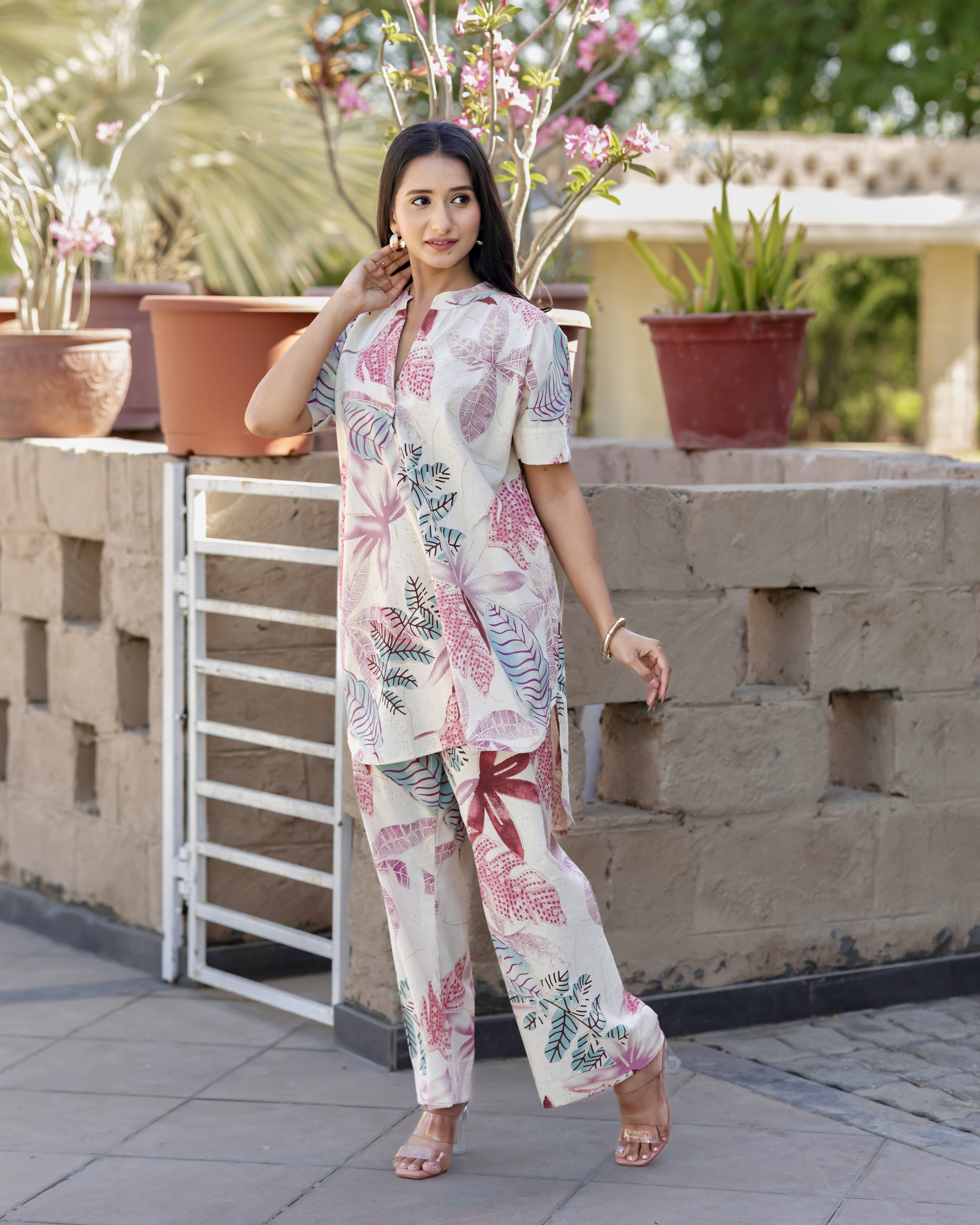 Floral Printed Co-Ord Set (Top & Pant) thumbnail 4