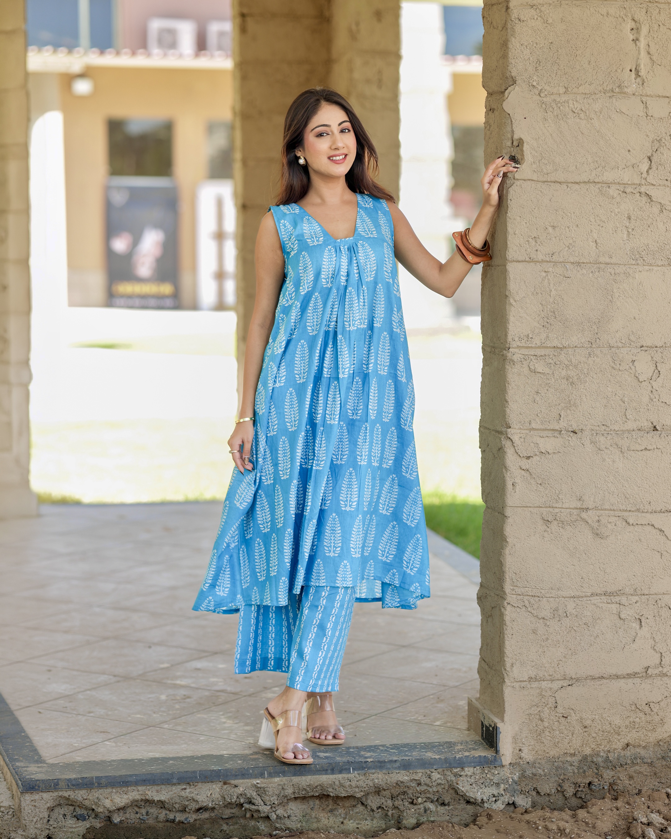 Blue Printed Kurti Pant Set🩵 thumbnail 2
